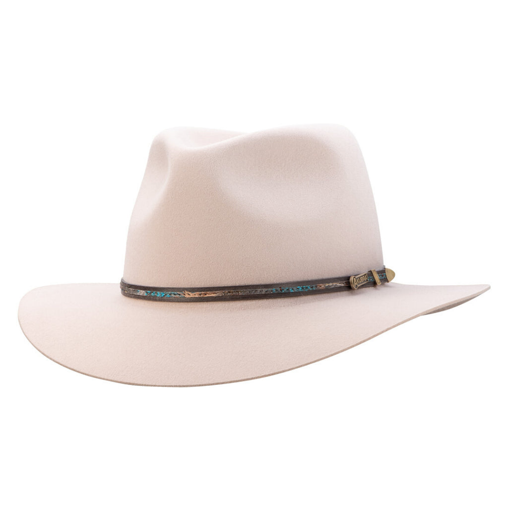 Angle view of Akubra Leisure Time hat in Light Sand colour