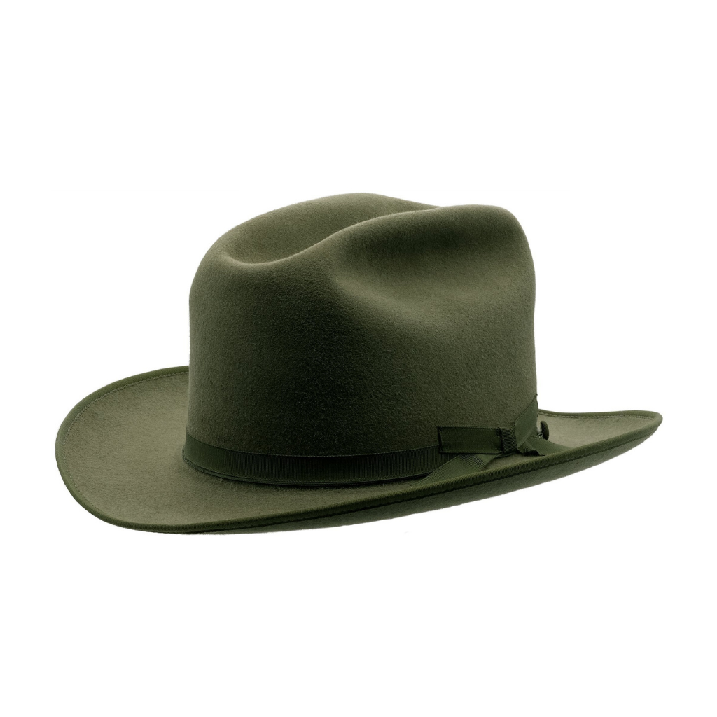 Angle view of Akubra Campdraft in Bluegrass Green colour, shown with crease in crown