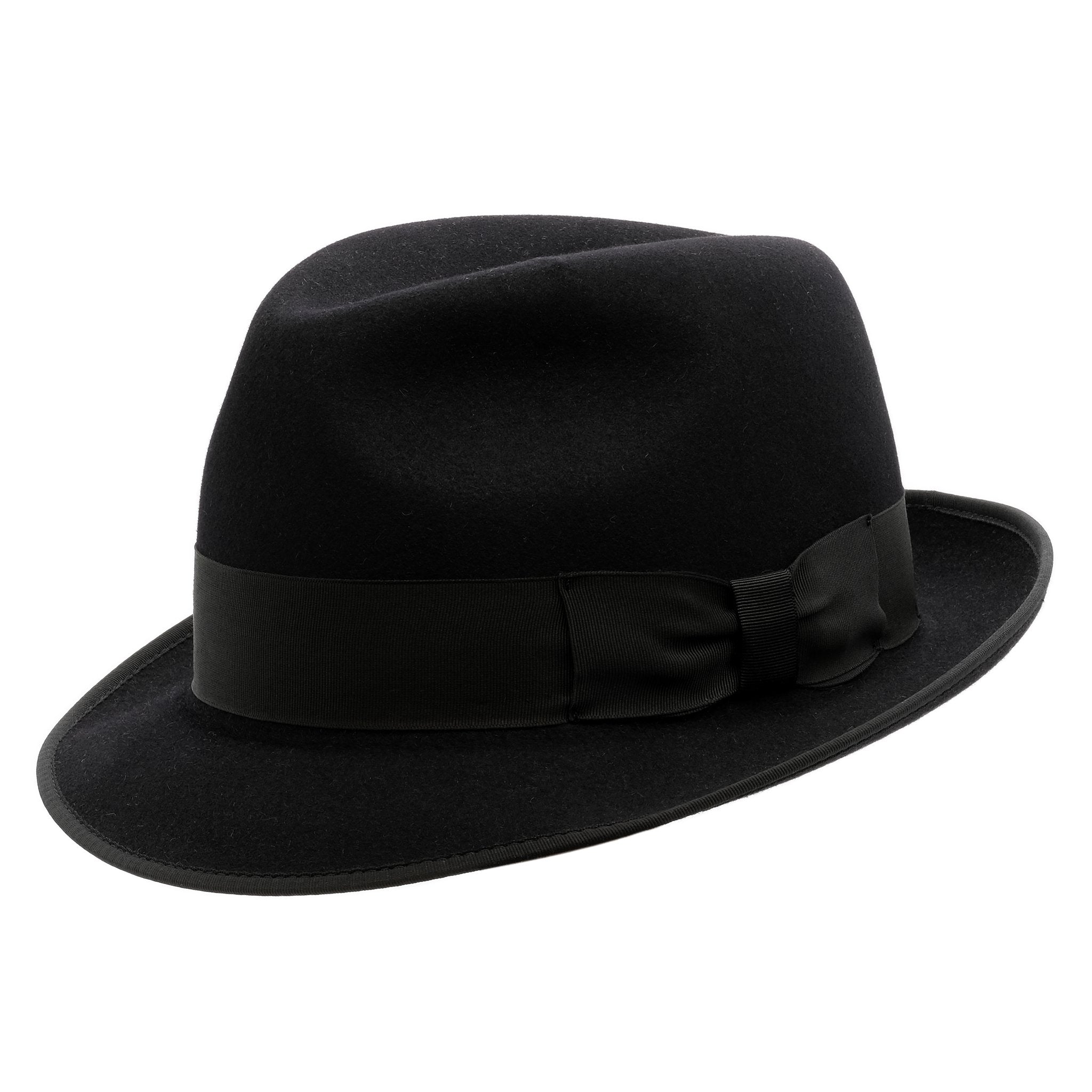 Angle view of the Akubra Hampton hat in black