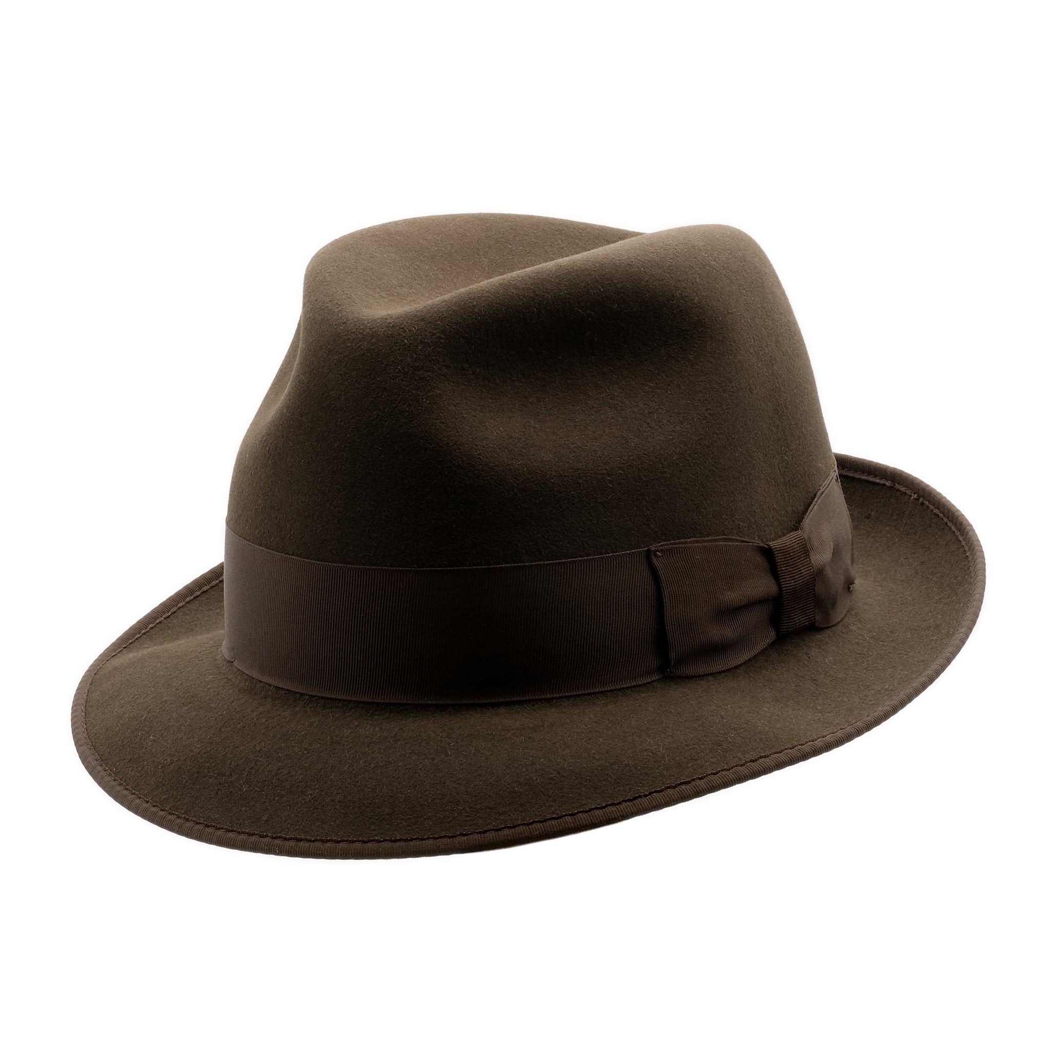 Angle view of Akubra Hampton hat in Cedar Brown colour