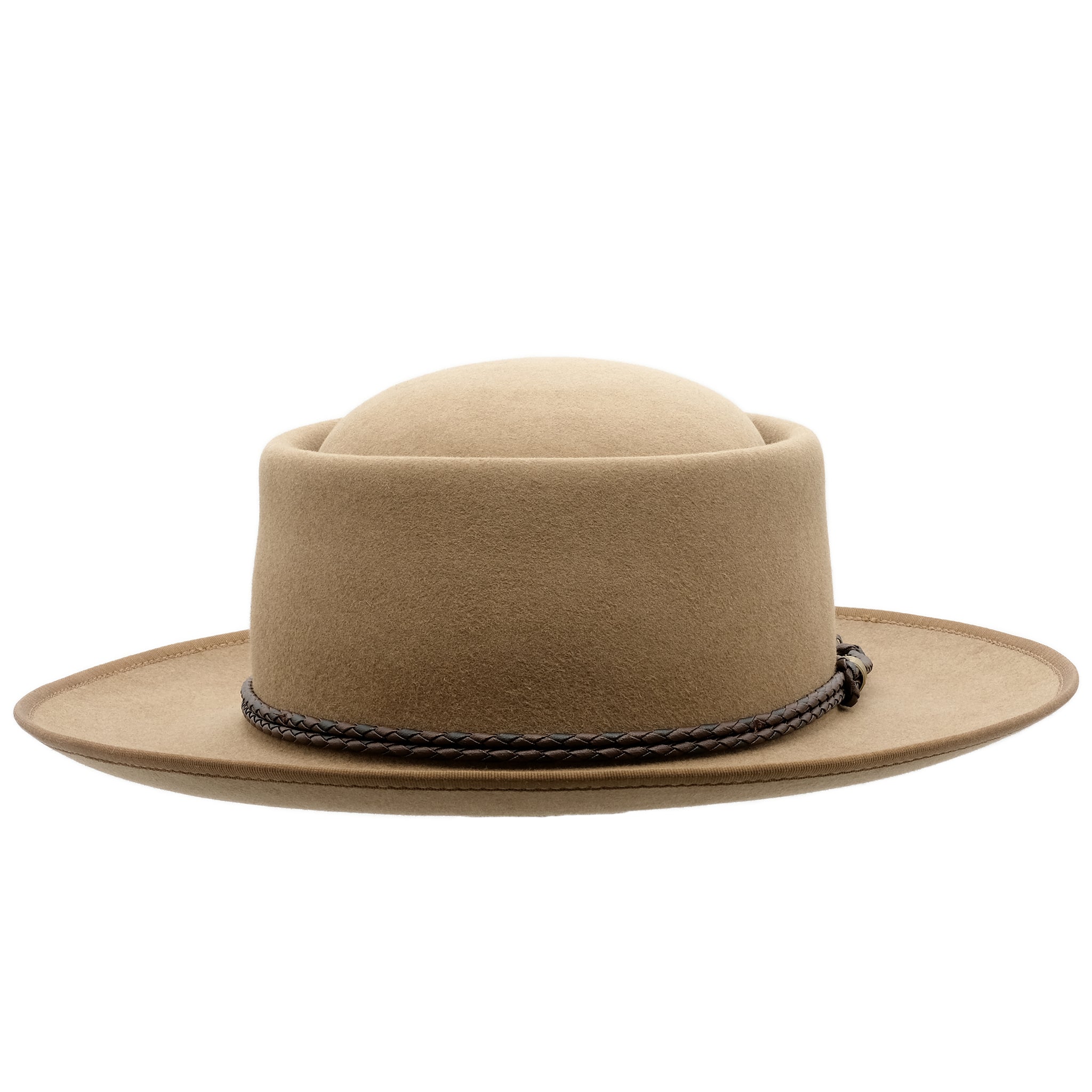 Front view of the Akubra Pastoralist hat in Tawny Fawn colour