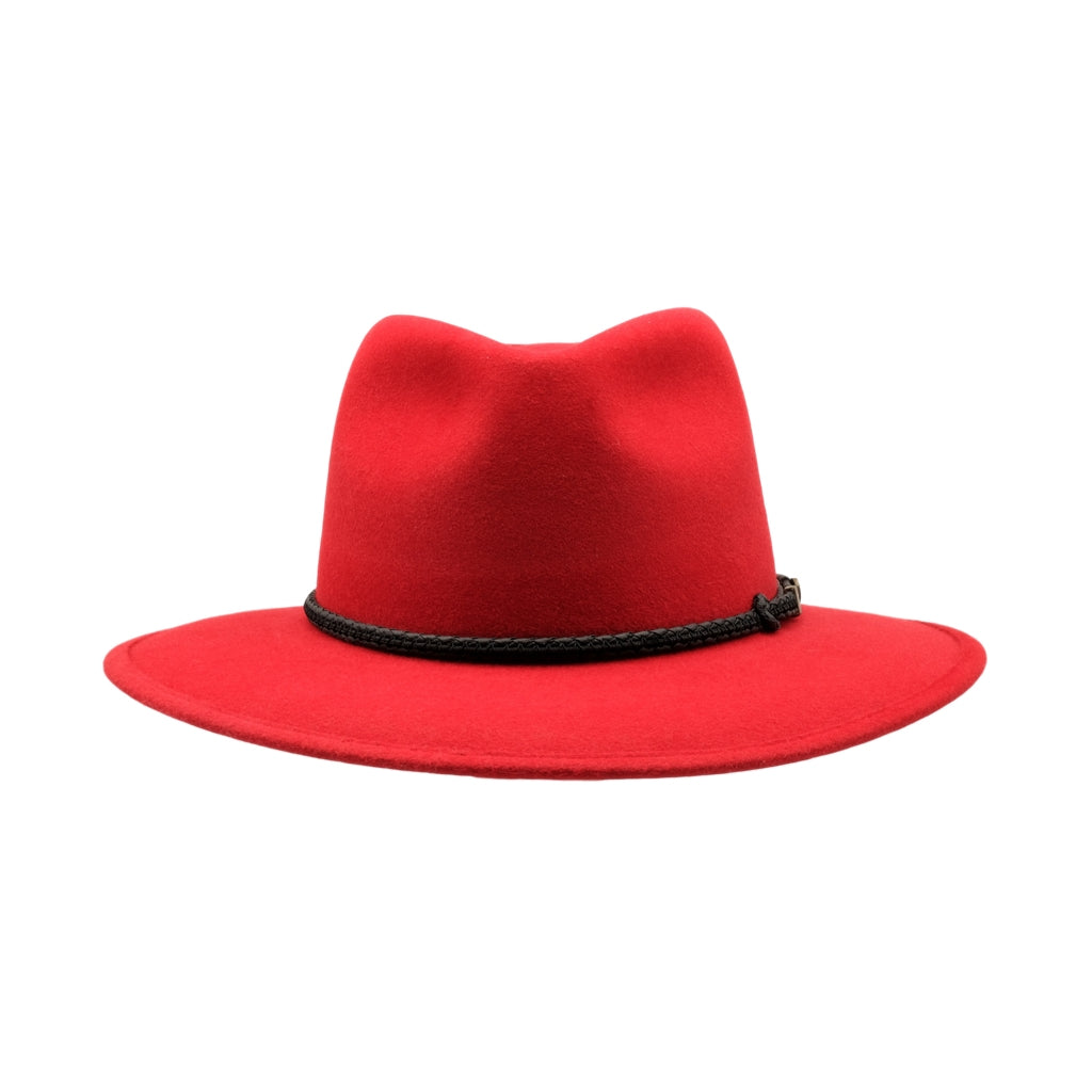 Front view of Akubra Traveller hat in Rodeo Red