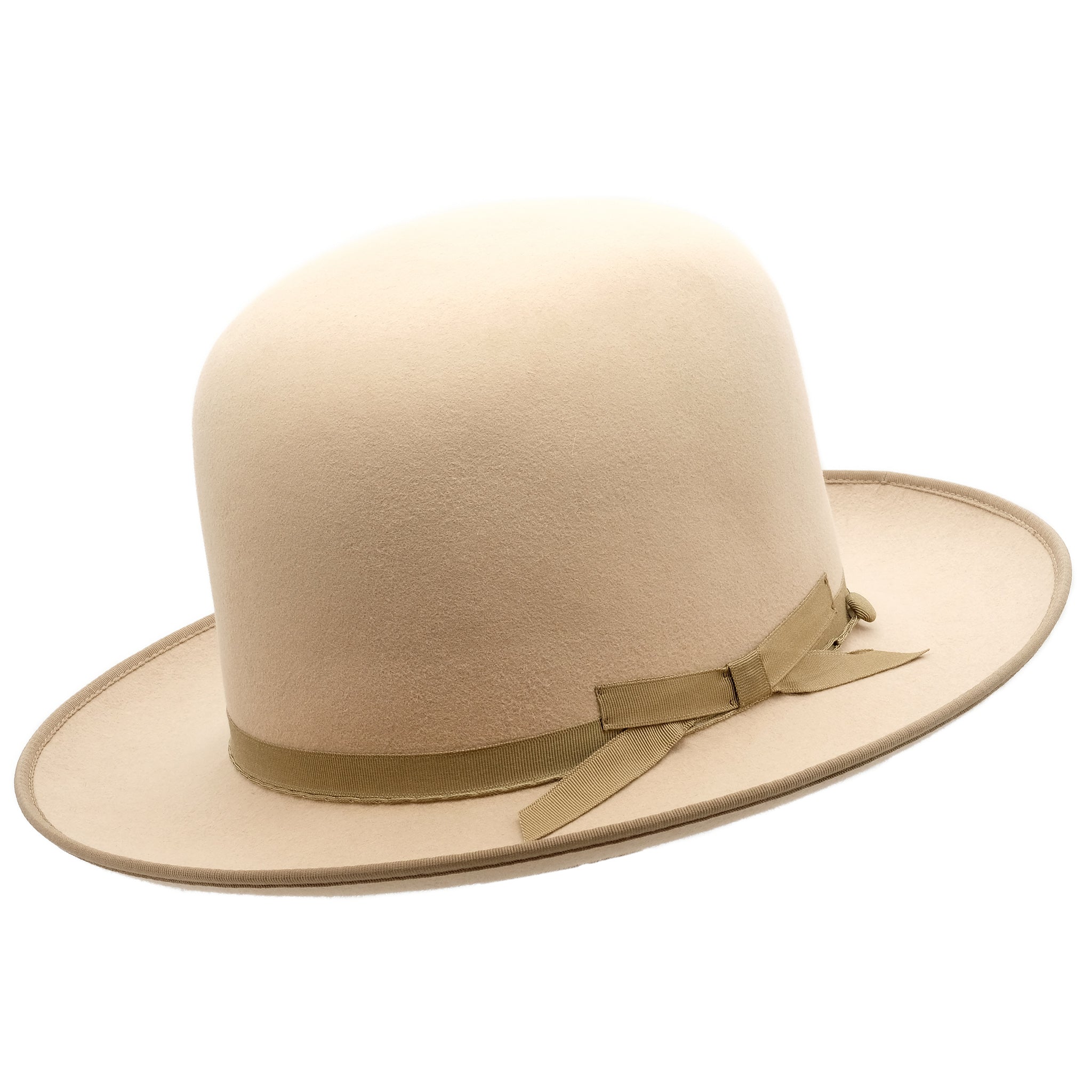 Angle view of Akubra Campdraft in Silver Belly Sand colour, shown with an open crown