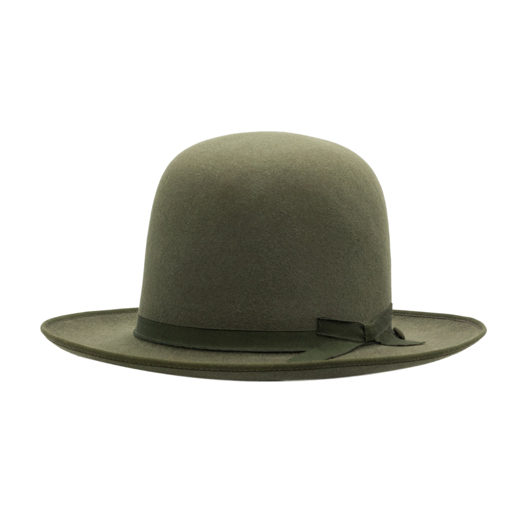Angle view of Akubra Campdraft in Bluegrass Green colour, shown with open crown