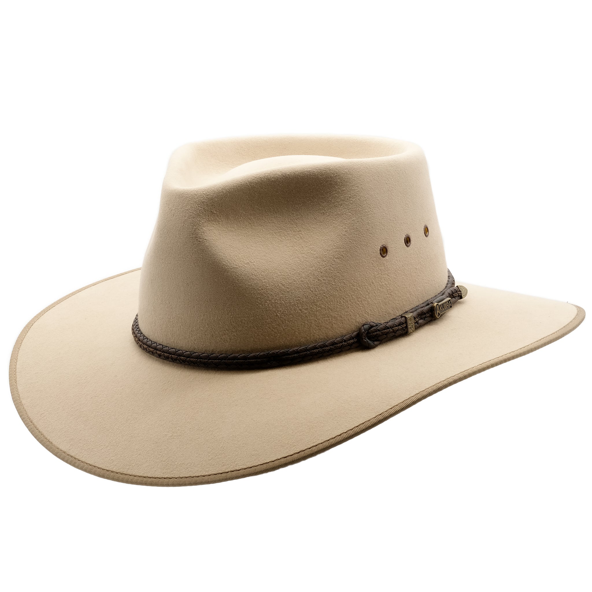 Angle view of the Akubra Cattleman hat in sand colour