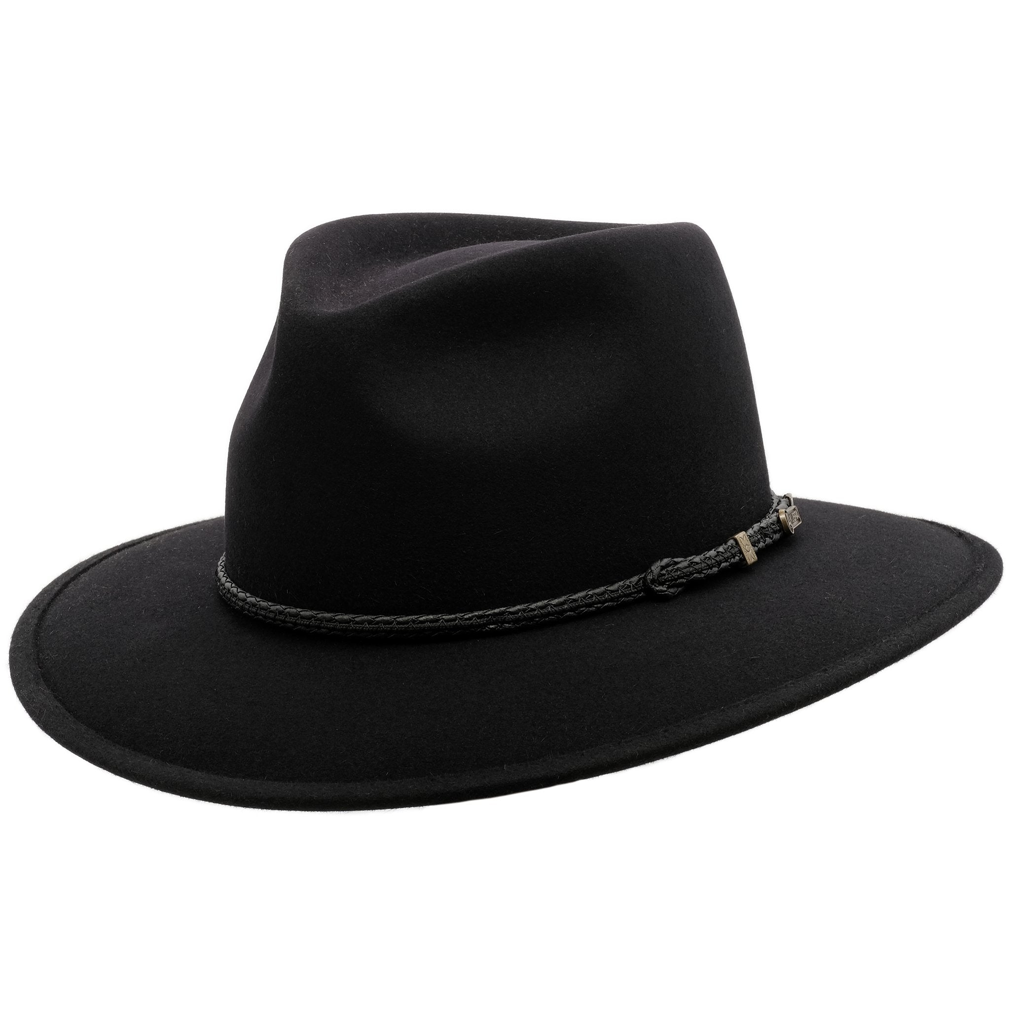 angle view of the Akubra Traveller hat  in Black