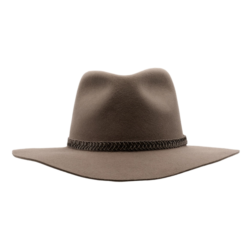 Front view of Akubra Avalon hat in Hazelnut colour